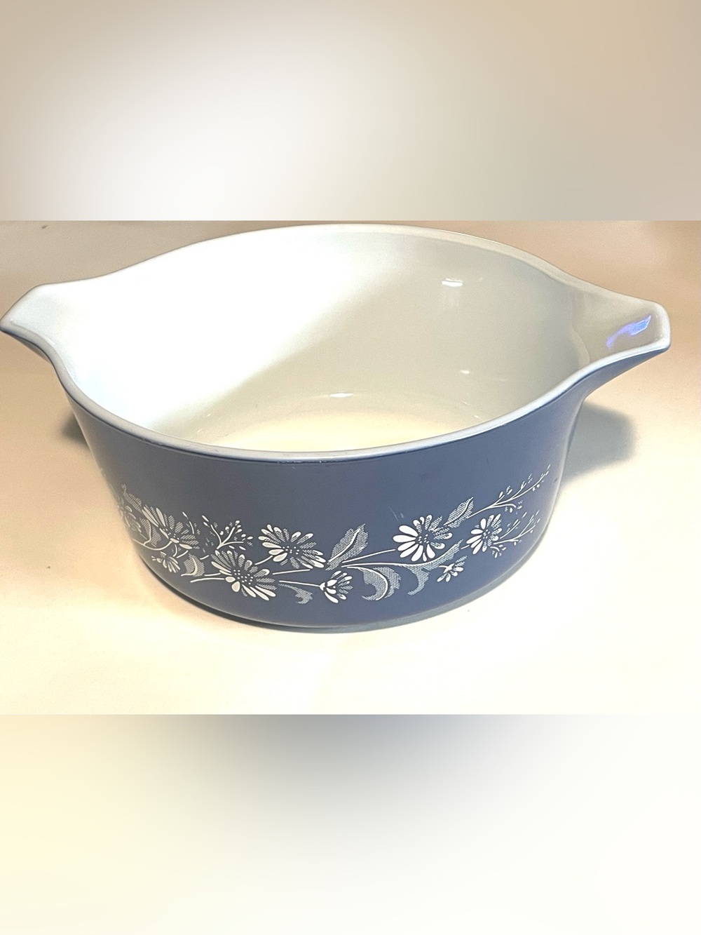 Vintage Pyrex Colonial Mist Grayish Blue White Daisies 475-B 3.5 Excellent Condi